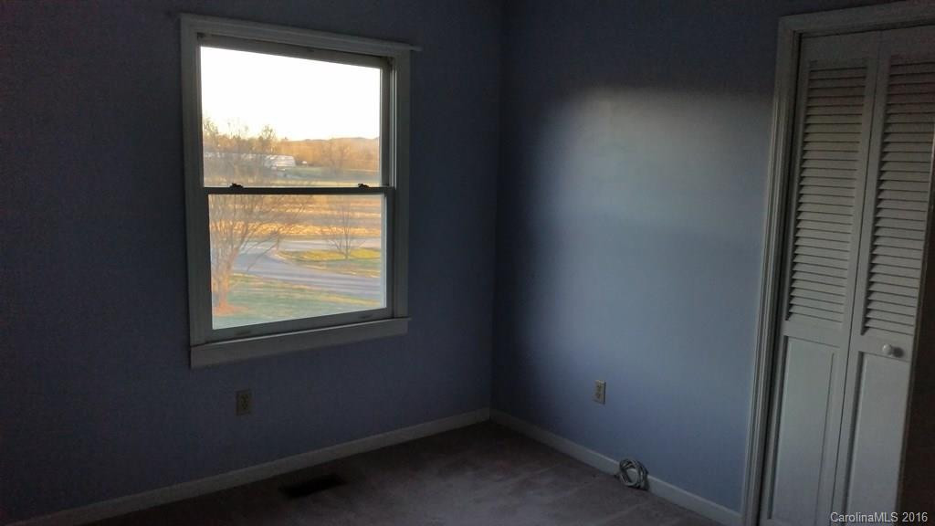 125 Cardinal Road - Photo 11