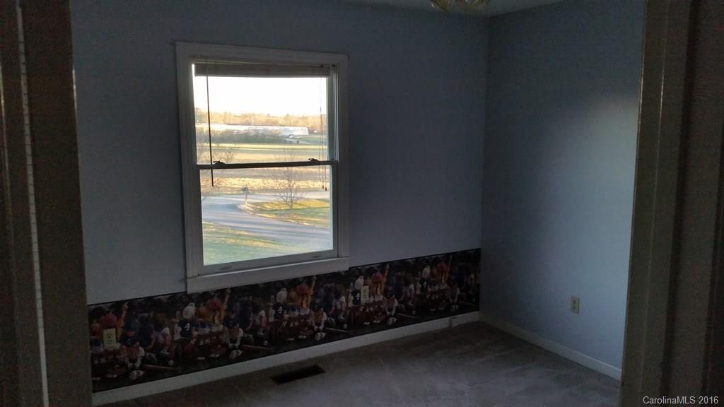 125 Cardinal Road - Photo 13