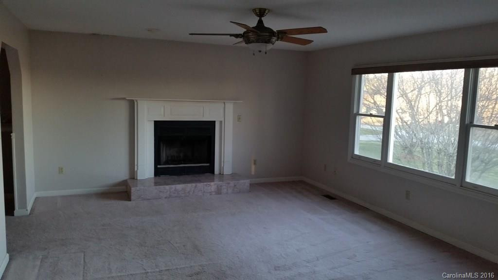 125 Cardinal Road - Photo 5