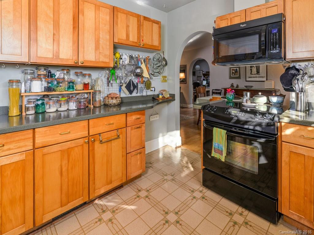 272 Lakewood Drive - Photo 12