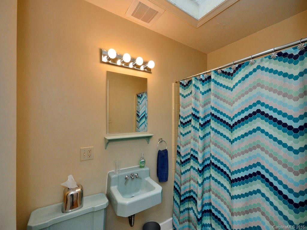 80 Grovewood Road - Photo 8