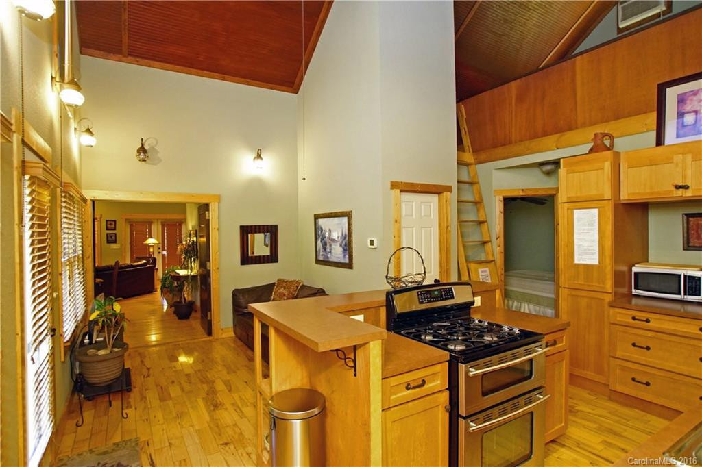 369 Shumont Road - Photo 10