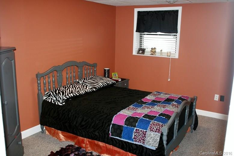 139 Woodland Avenue - Photo 13