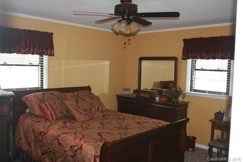 139 Woodland Avenue - Photo 6