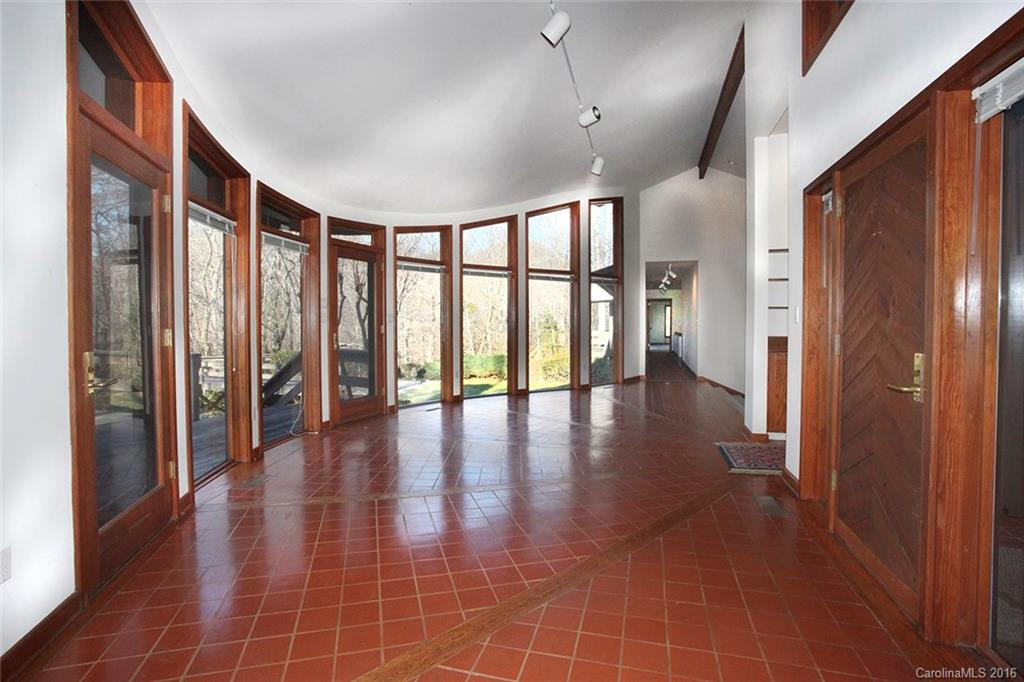 600 Judge Road - Photo 3