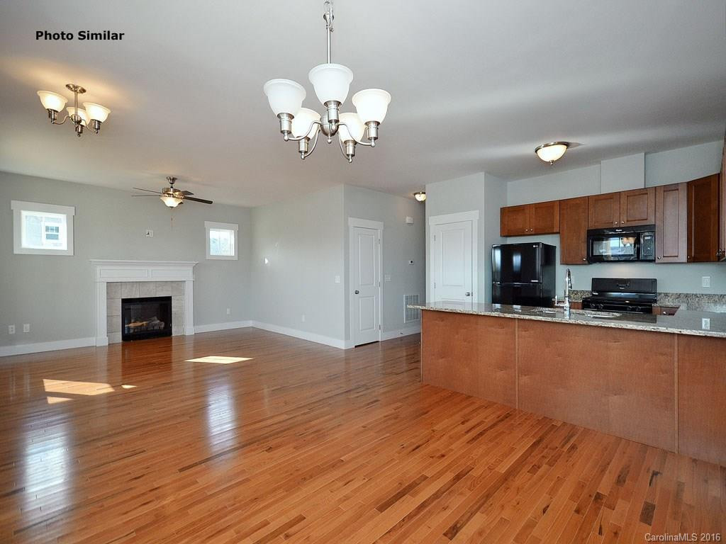 18 Hyde Park Place #52 - Photo 4