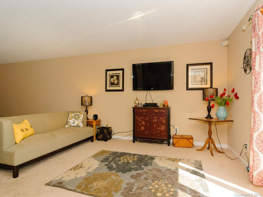 112 Pebble Creek Drive #(K-2) - Photo 6