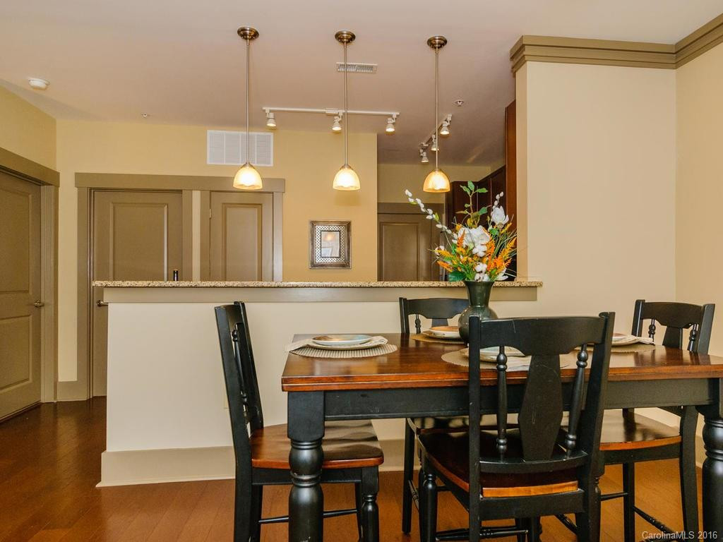 5 Farleigh Street #107 - Photo 6
