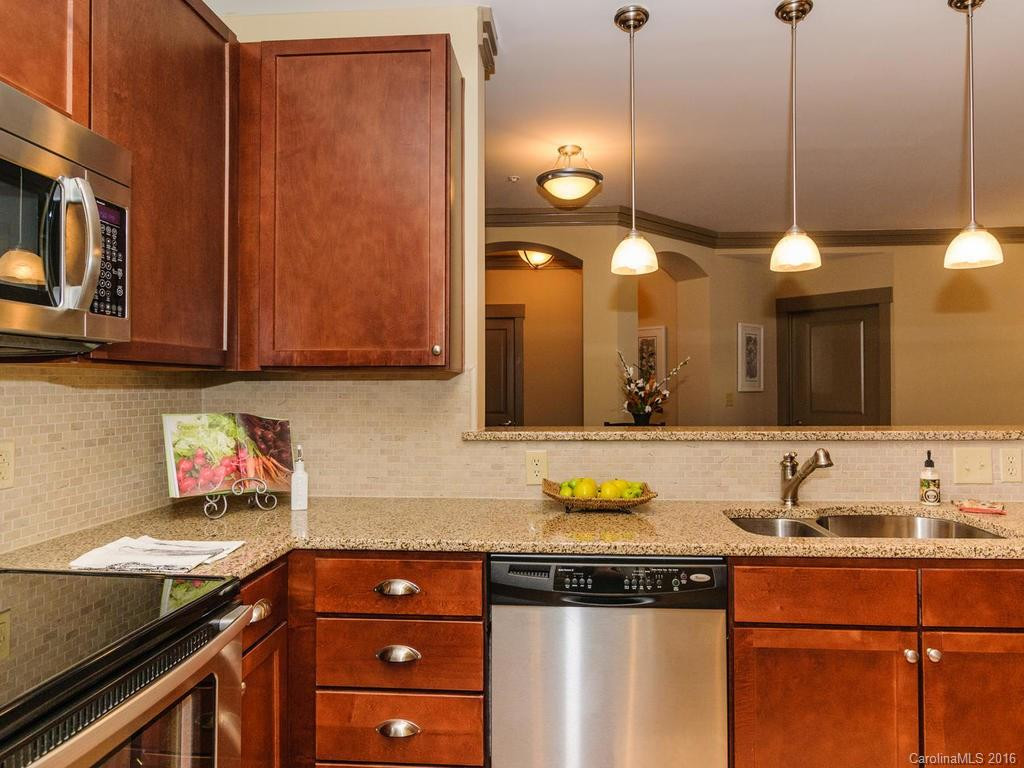5 Farleigh Street #107 - Photo 8