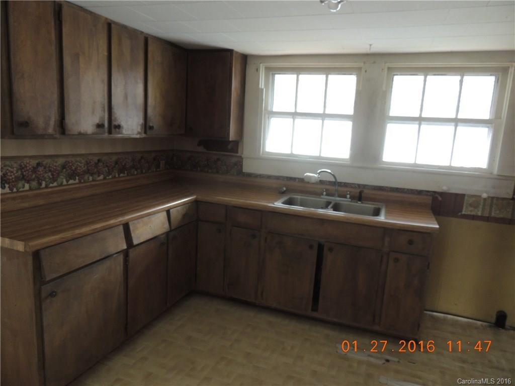 4731 US 221a Highway - Photo 4