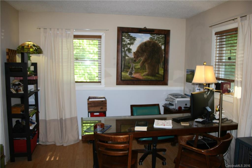 210 Spring Valley Drive - Photo 7