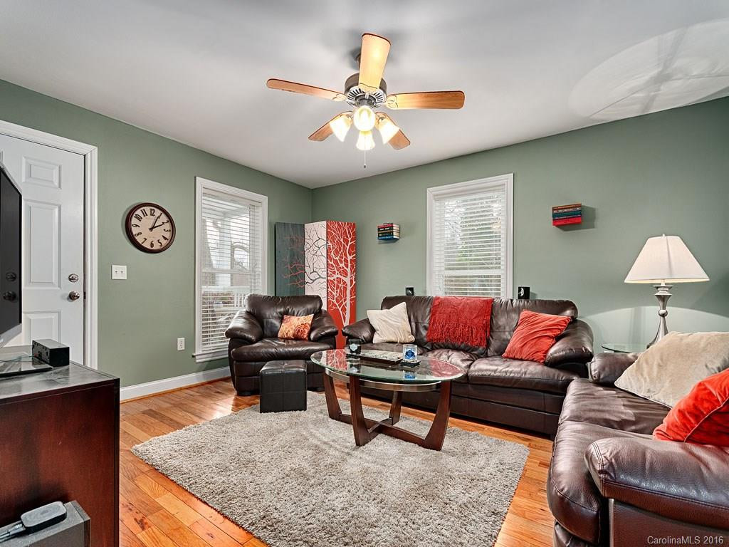 165 Rock Hill Road - Photo 3
