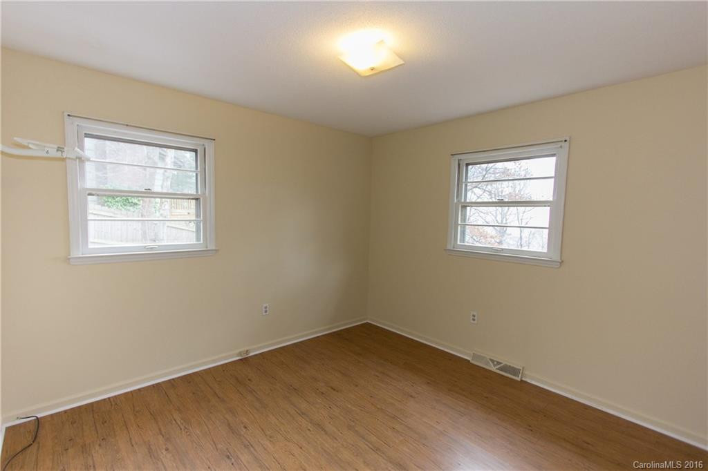 216 Pine Hill Drive - Photo 13