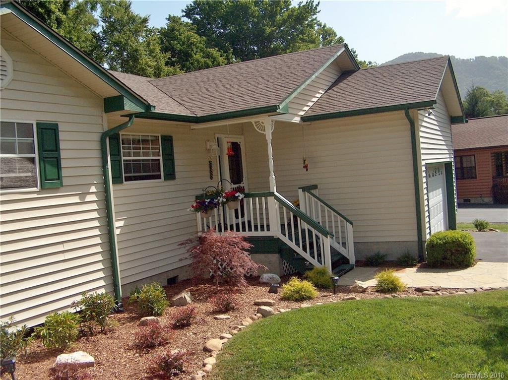 50 Whitewater Drive - Photo 2