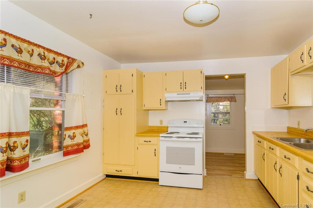 324 Cummins Road - Photo 11
