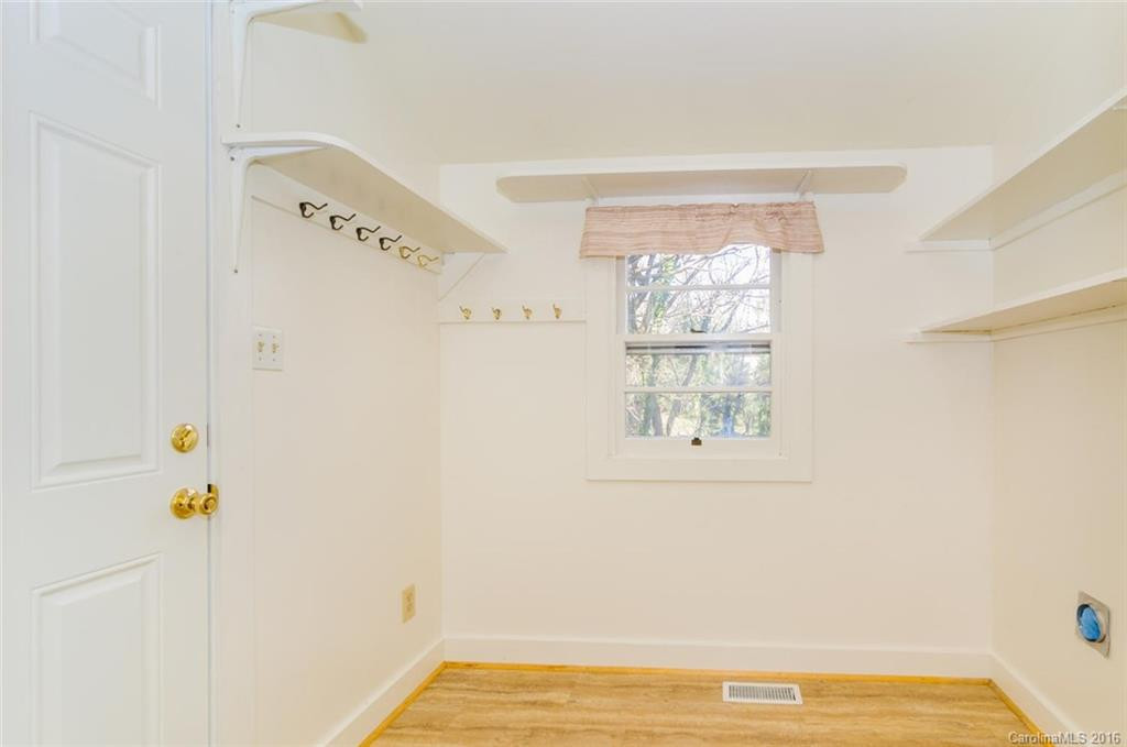 324 Cummins Road - Photo 20