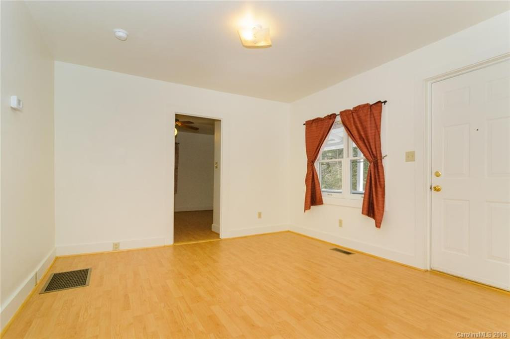 324 Cummins Road - Photo 5