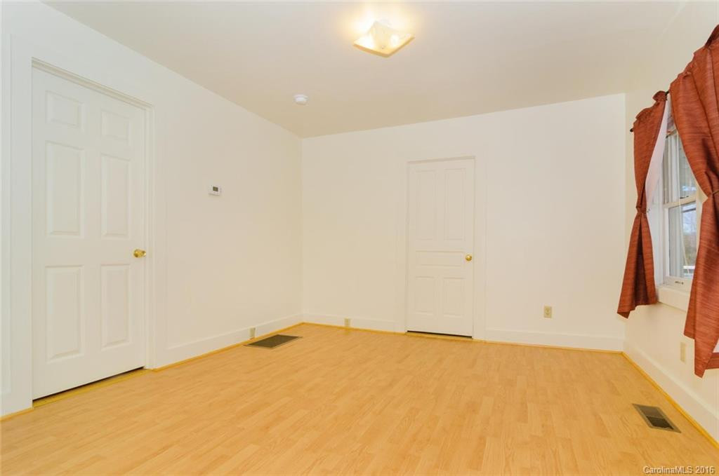324 Cummins Road - Photo 6