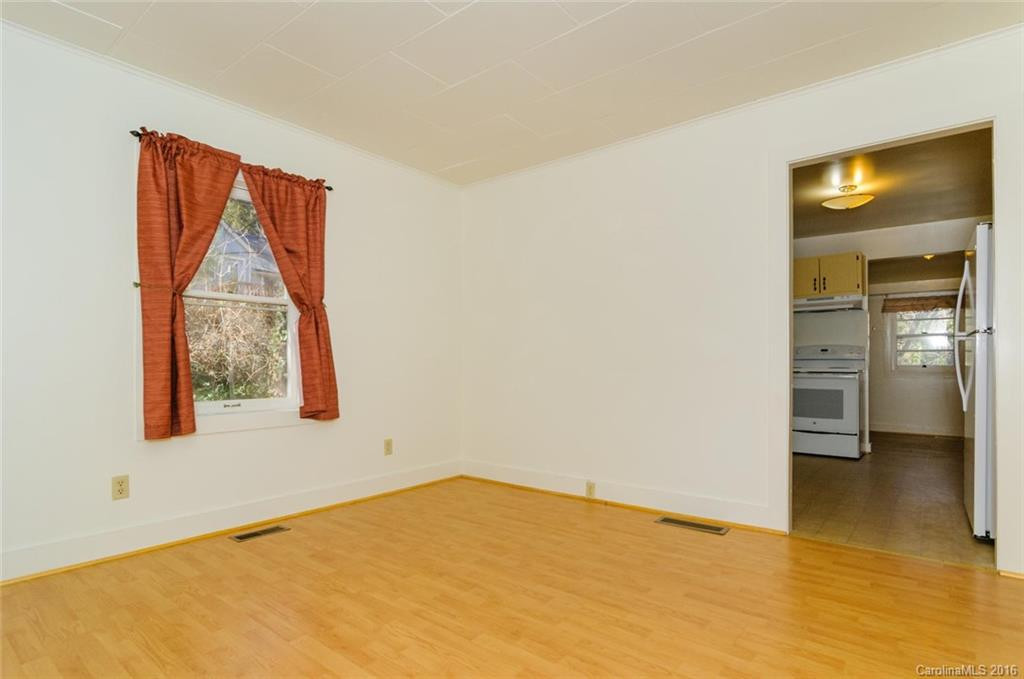 324 Cummins Road - Photo 10
