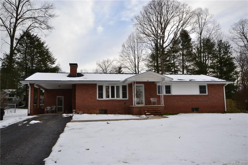 445 Loop Road
