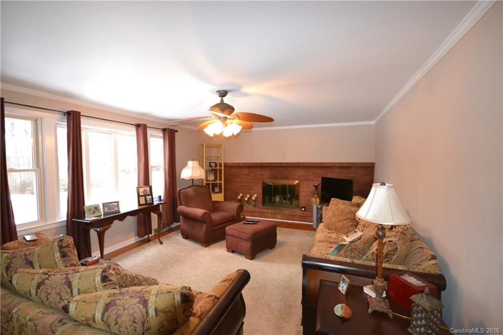 445 Loop Road - Photo 2