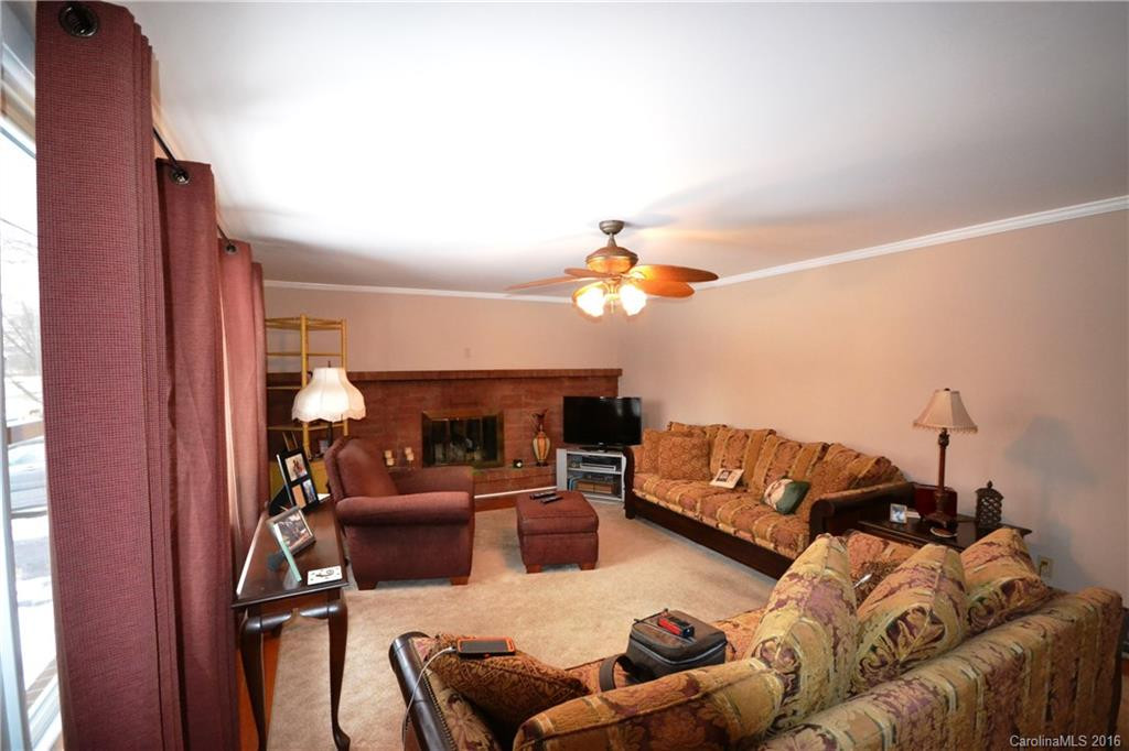 445 Loop Road - Photo 3