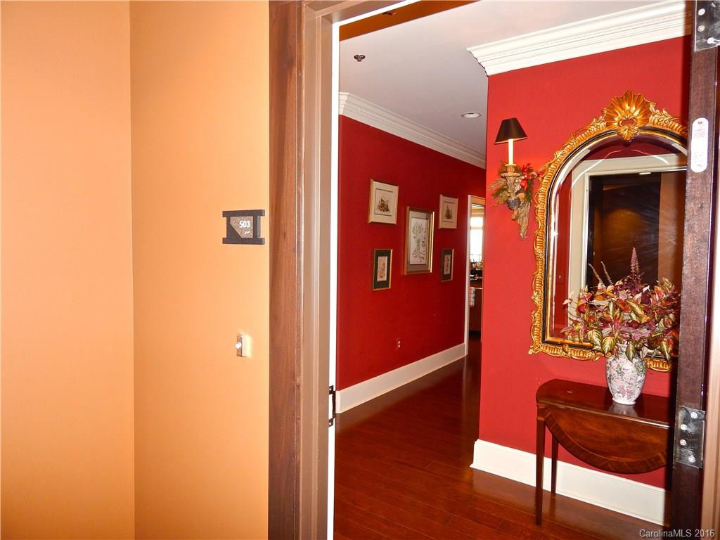 21 Battery Park Avenue #503 - Photo 2