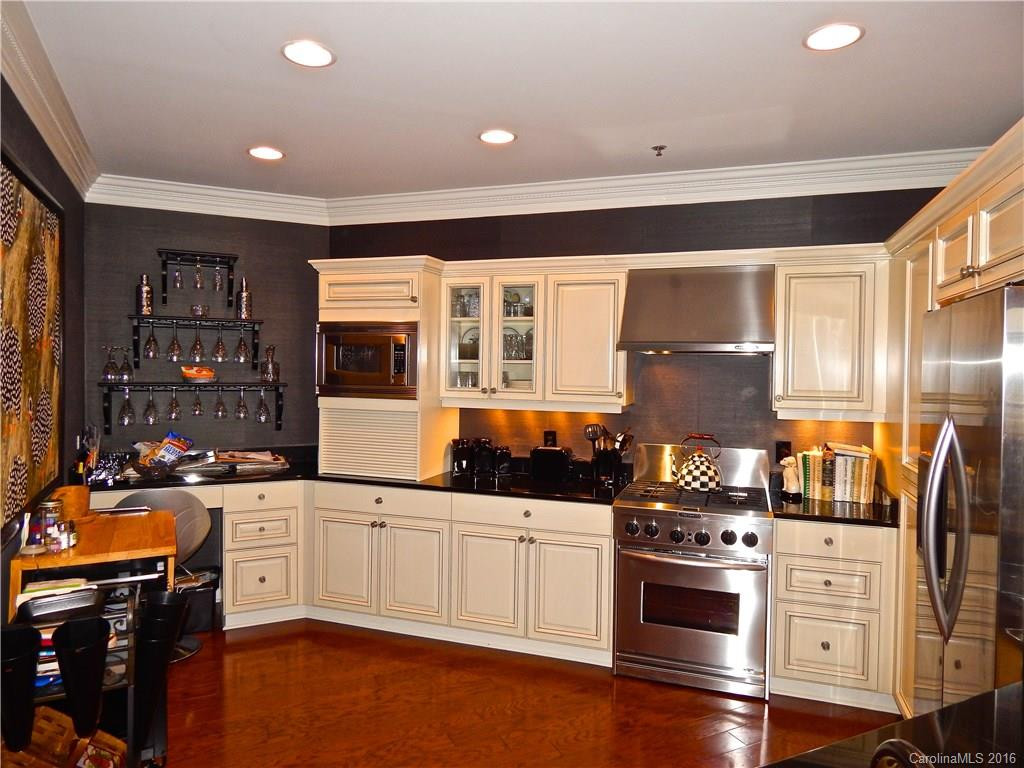 21 Battery Park Avenue #503 - Photo 6