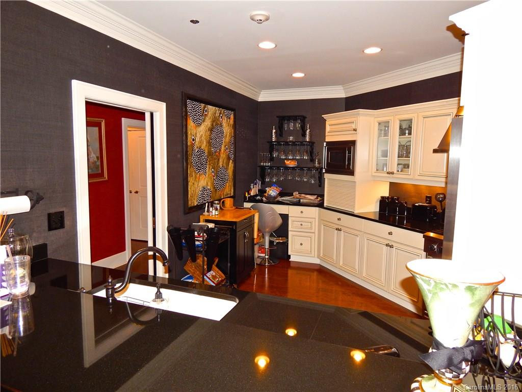 21 Battery Park Avenue #503 - Photo 7