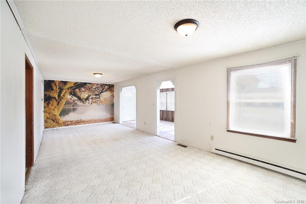 341 Yellowstone Drive - Photo 3