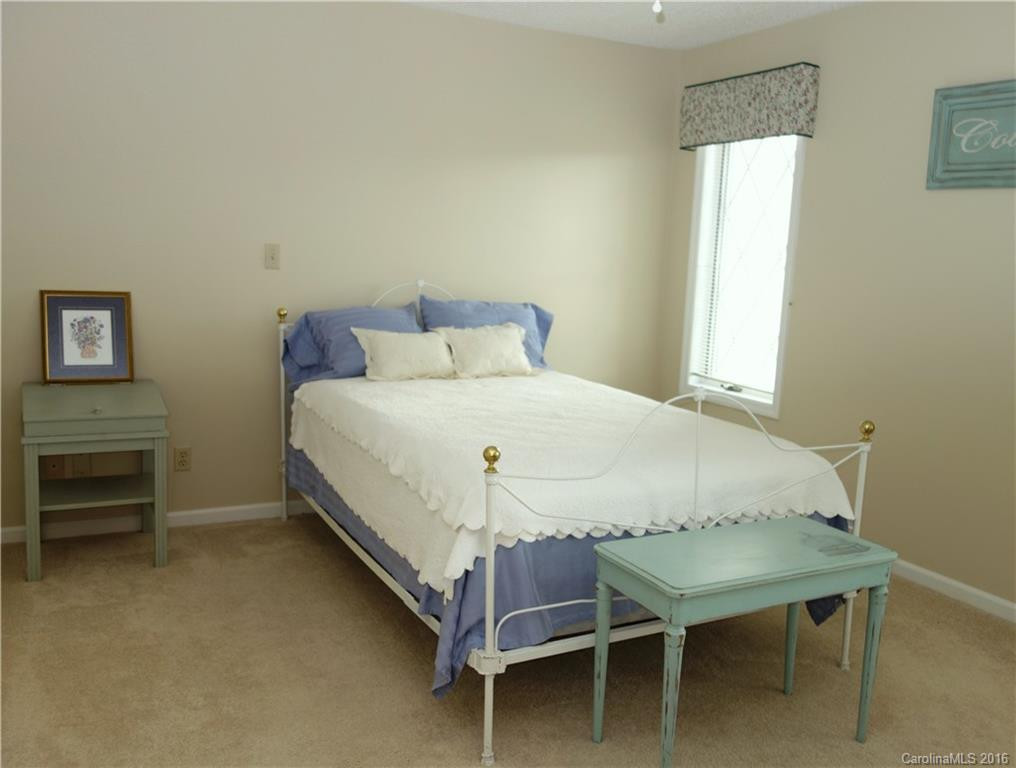703 Fleetwood Plaza #703 - Photo 15