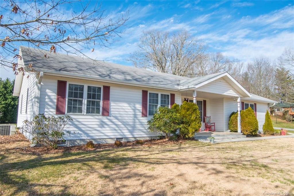 1656 Howard Gap Road - Photo 2