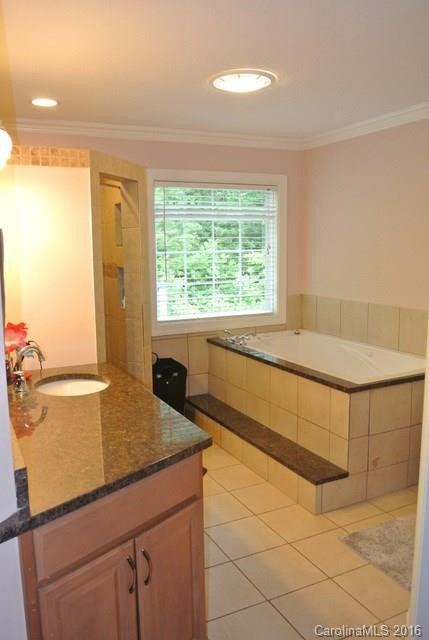 27 Mountain Shadows Drive - Photo 13
