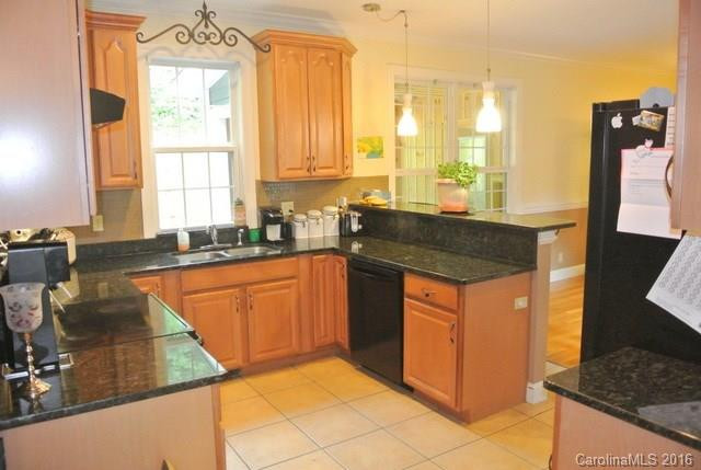 27 Mountain Shadows Drive - Photo 4