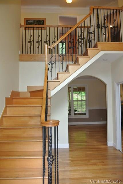 27 Mountain Shadows Drive - Photo 7