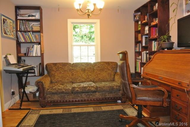 27 Mountain Shadows Drive - Photo 9
