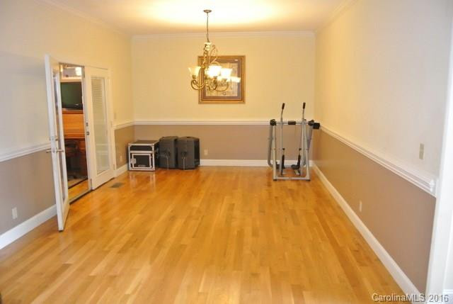 27 Mountain Shadows Drive - Photo 10