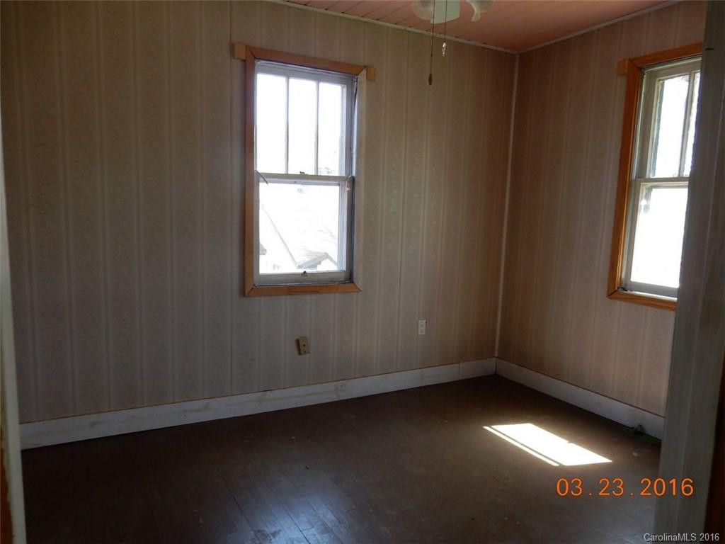 245 Hookers Gap Road - Photo 17