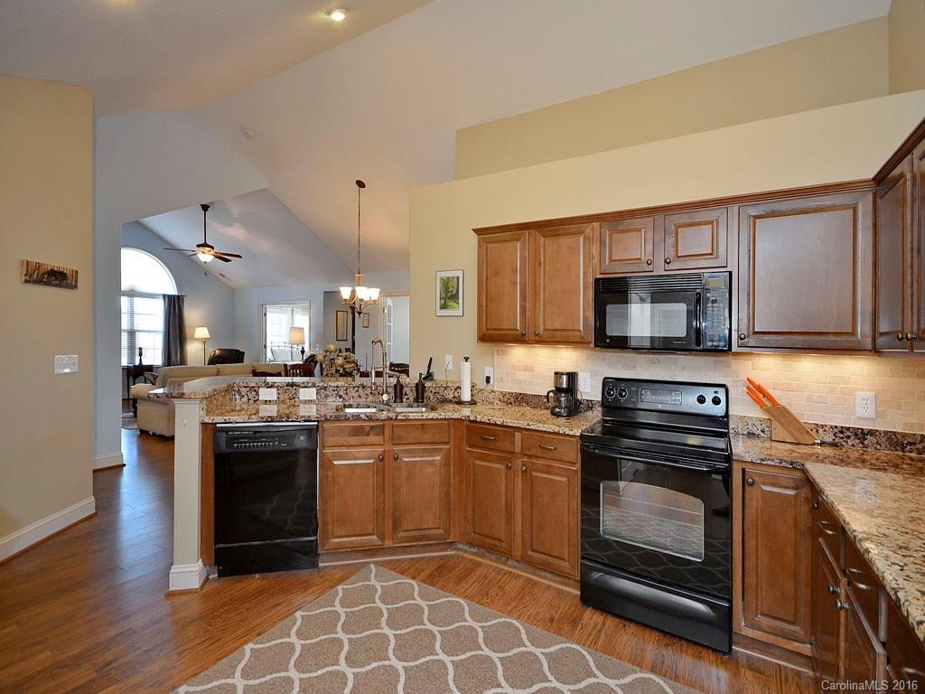 127 Summerfield Place #N/A - Photo 12