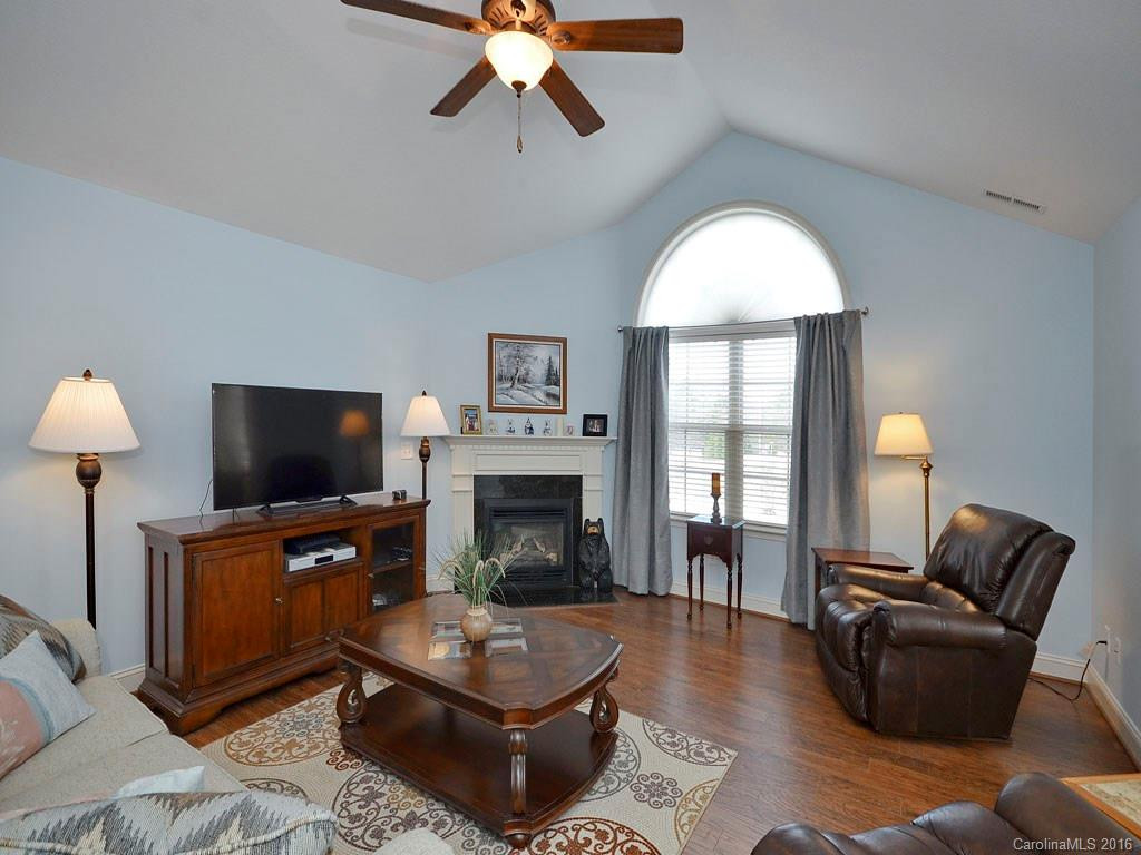 127 Summerfield Place #N/A - Photo 3
