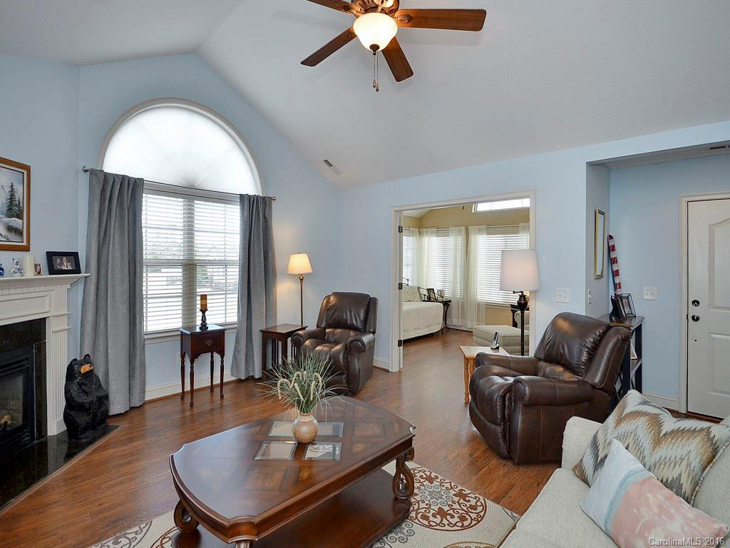 127 Summerfield Place #N/A - Photo 4