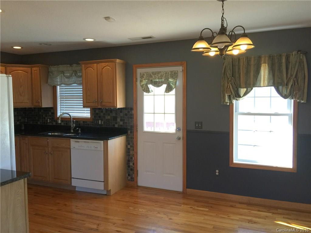 231 Morgan Road - Photo 5