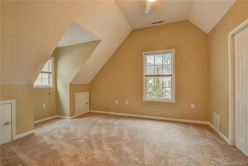 28 Grove Garden Avenue - Photo 4