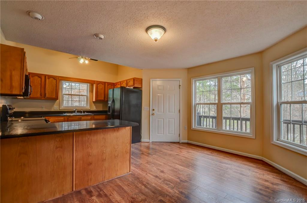 28 Grove Garden Avenue - Photo 9