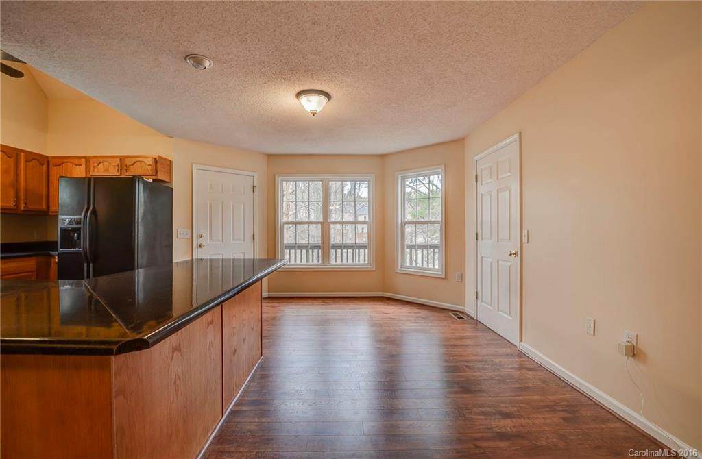 28 Grove Garden Avenue - Photo 10