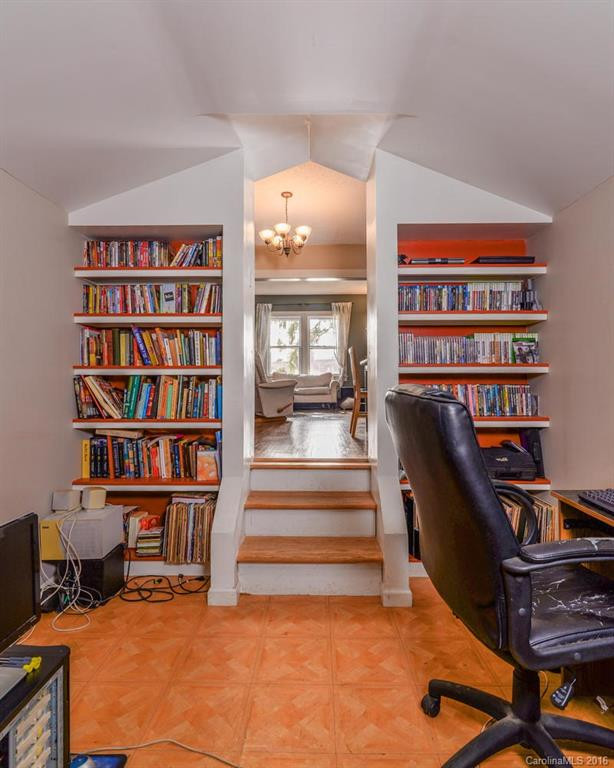 19 Majestic Avenue - Photo 12