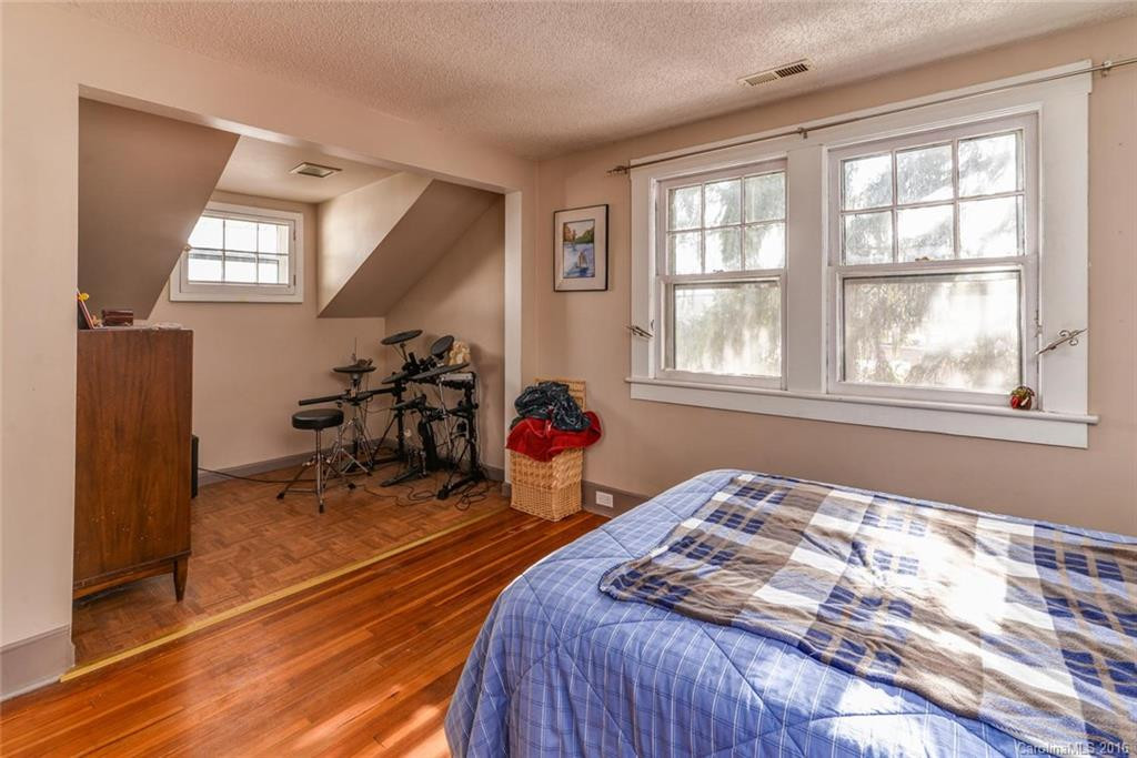 19 Majestic Avenue - Photo 17