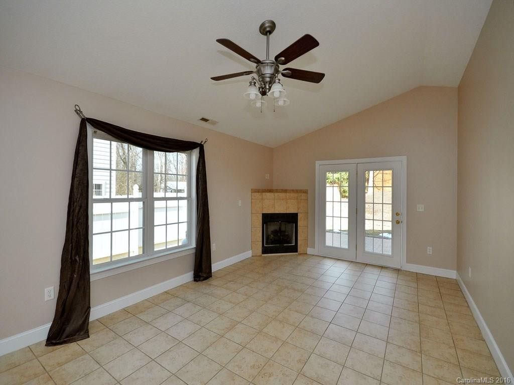 21 Allen Avenue - Photo 7