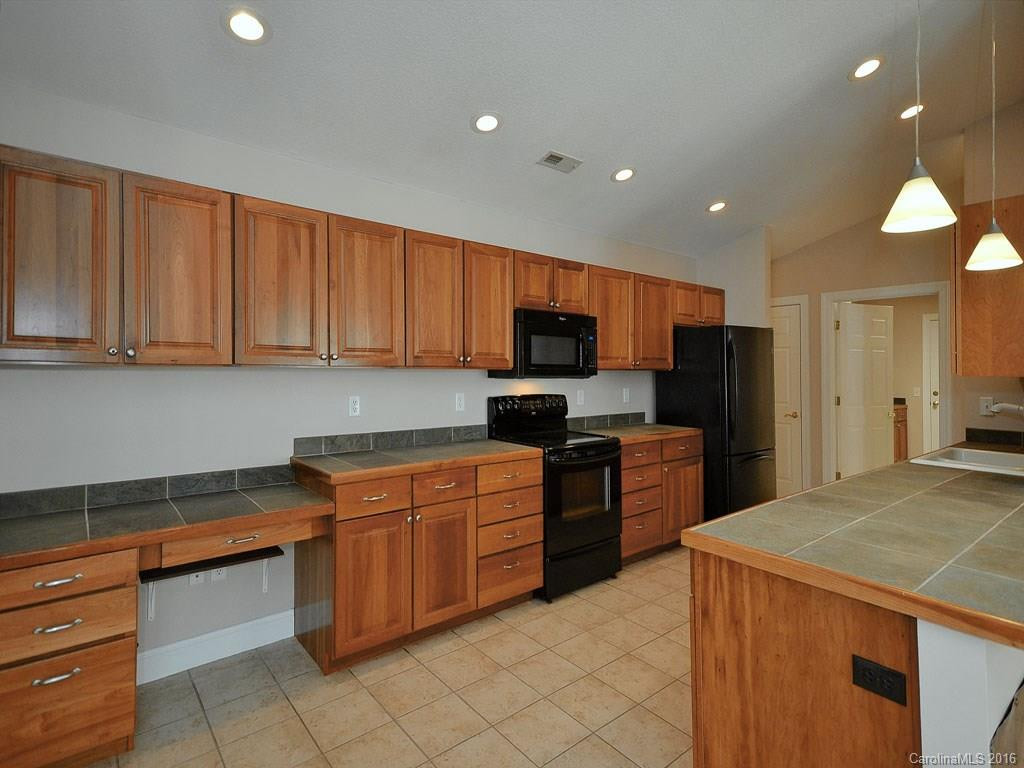 21 Allen Avenue - Photo 10
