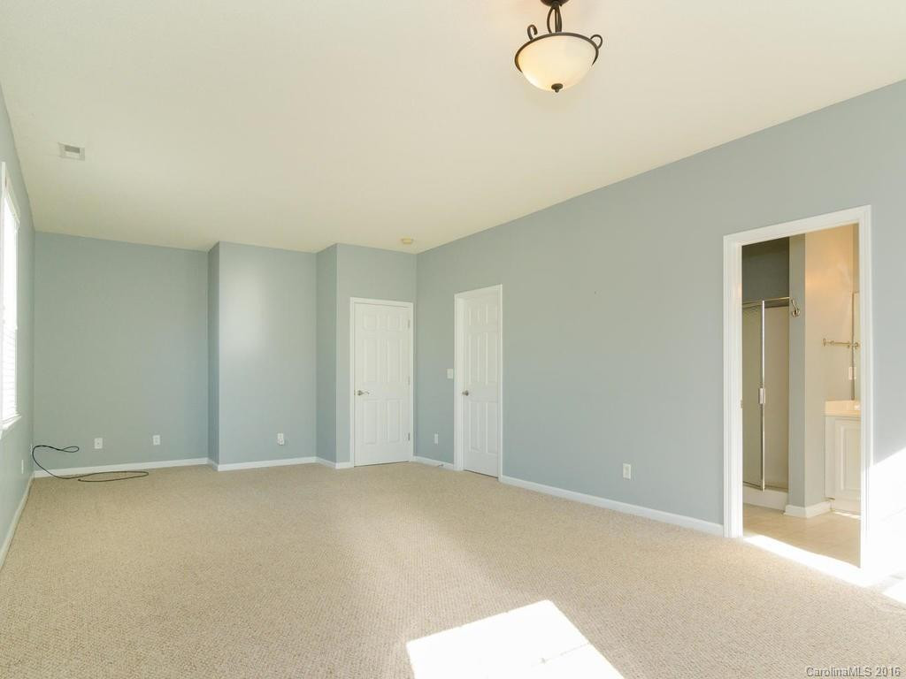 3 Summer Meadow Road #9 - Photo 13